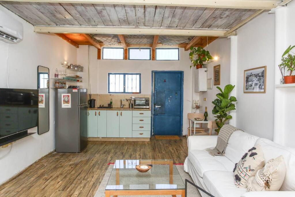 Magical 2 Story Old Jaffa Loft Apartment *